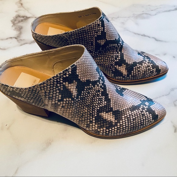 Dolce Vita Rian Snake Print Stella Mules 10 - Picture 5 of 9